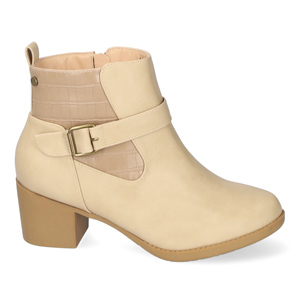 Heeled booties in off-white faux leather