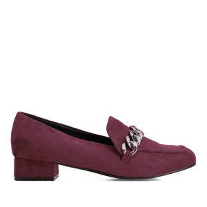 Moccasins in bordeaux faux suede with chain link detail