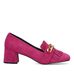 Heeled moccasin in Fuxia coloured faux suede