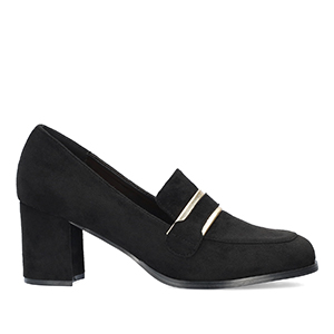 Heeled moccasins in black-colored faux suede
