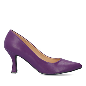 Heeled shoes in purple faux leather