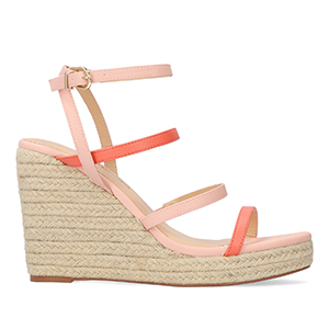 Salmon-colored soft fabric sandal with a jute wedge