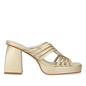 Squared heel golden faux suede mule