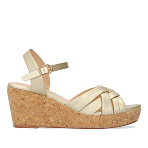 Gold-coloured soft sandals with a wooden effect wedge