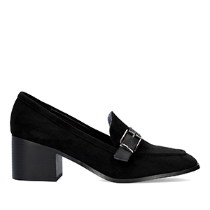 Heeled loafer in black suede material