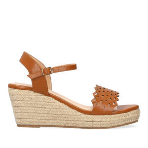 Soft brown sandals with jute wedge