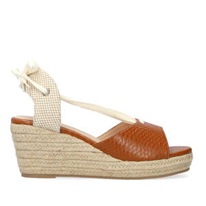 Soft combined brown sandals with jute wedge