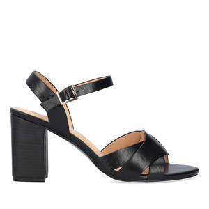 Square heeled soft black colour sandal