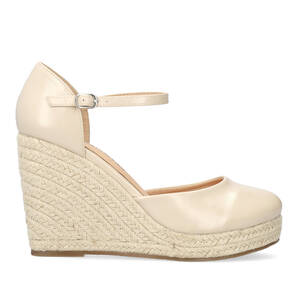 Sandalia en soft Beige con cuña en yute