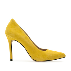 Zamszowe buty na obcasie Żółte