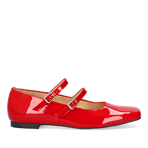 Red patent leather ballerina flats