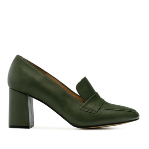 Heeled Loafers in Kaki Leather