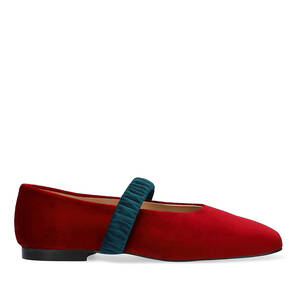 Velvet ballerina in burgundy