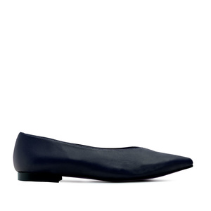 Flat Slip-on Shoes in Navy Leather