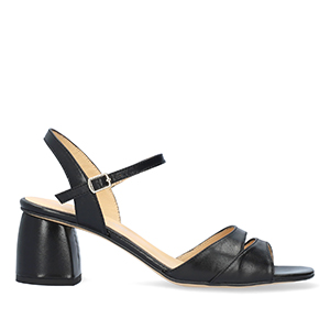 Heeled leather sandals in black colour 