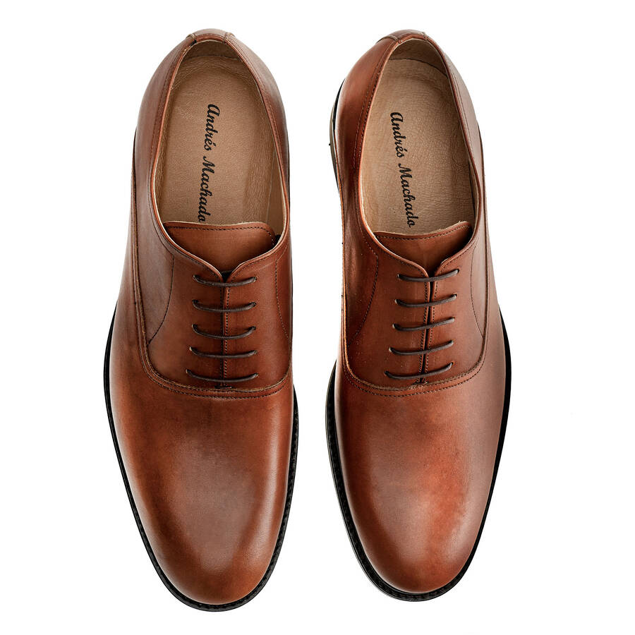 Dress Shoes for Men in Mahogany leather 