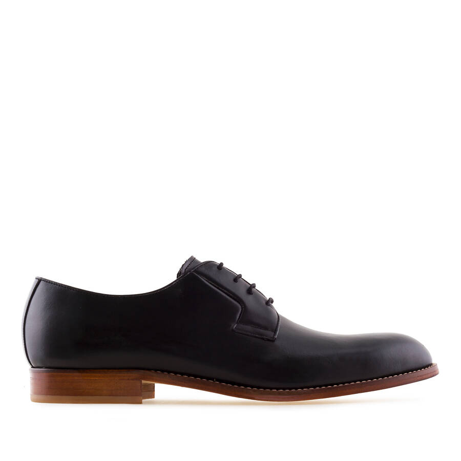 Men's Lace-Up Shoes in Black Leather 