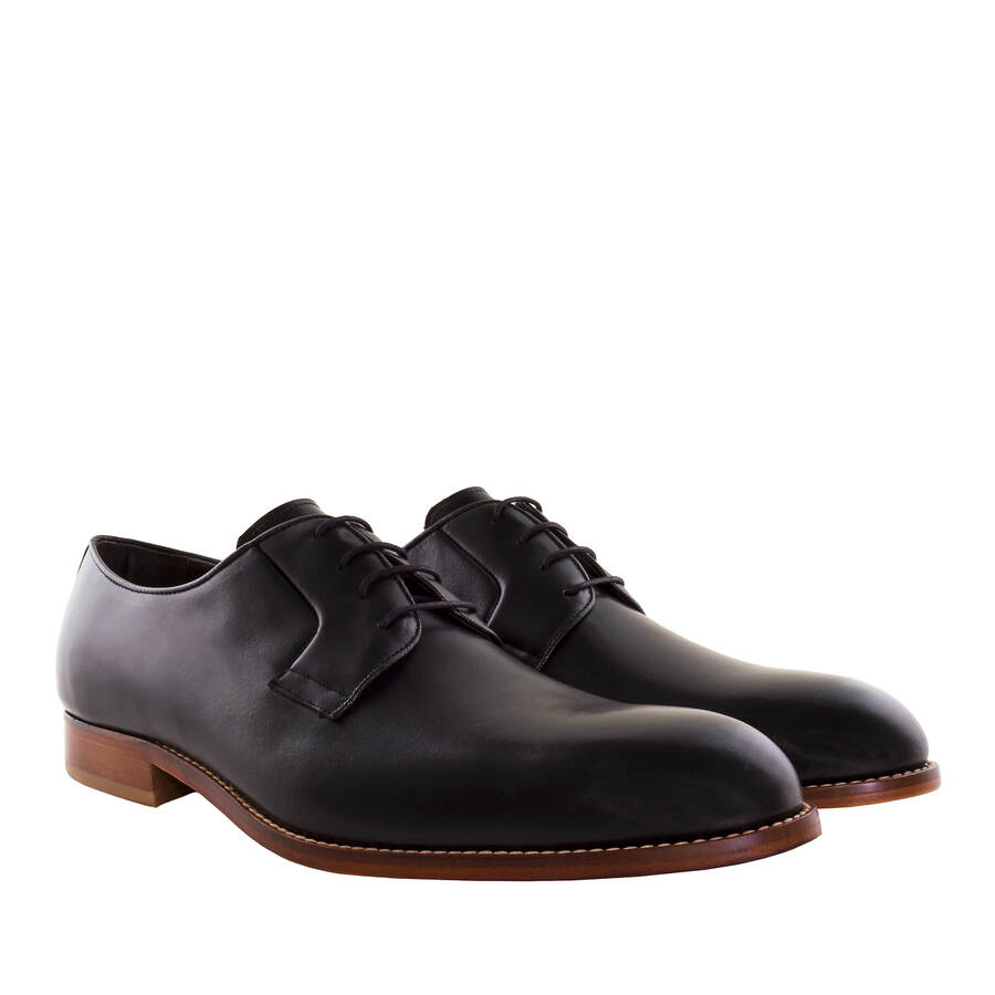 Men's Lace-Up Shoes in Black Leather 