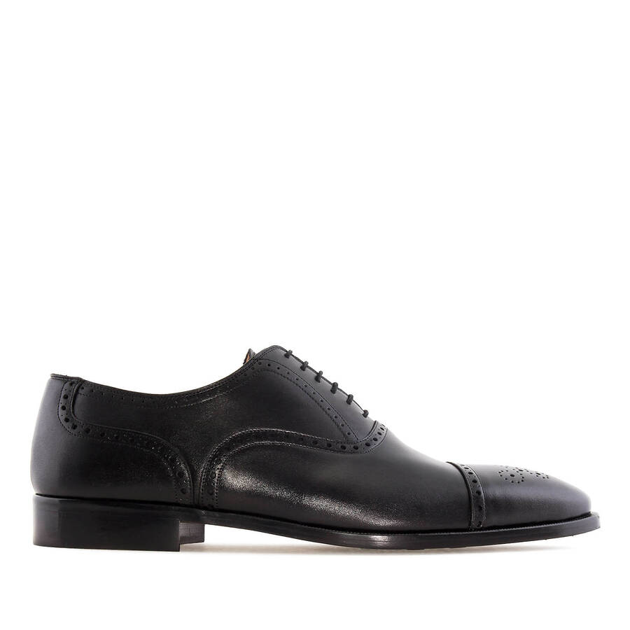 Oxford Shoes in Black Leather 