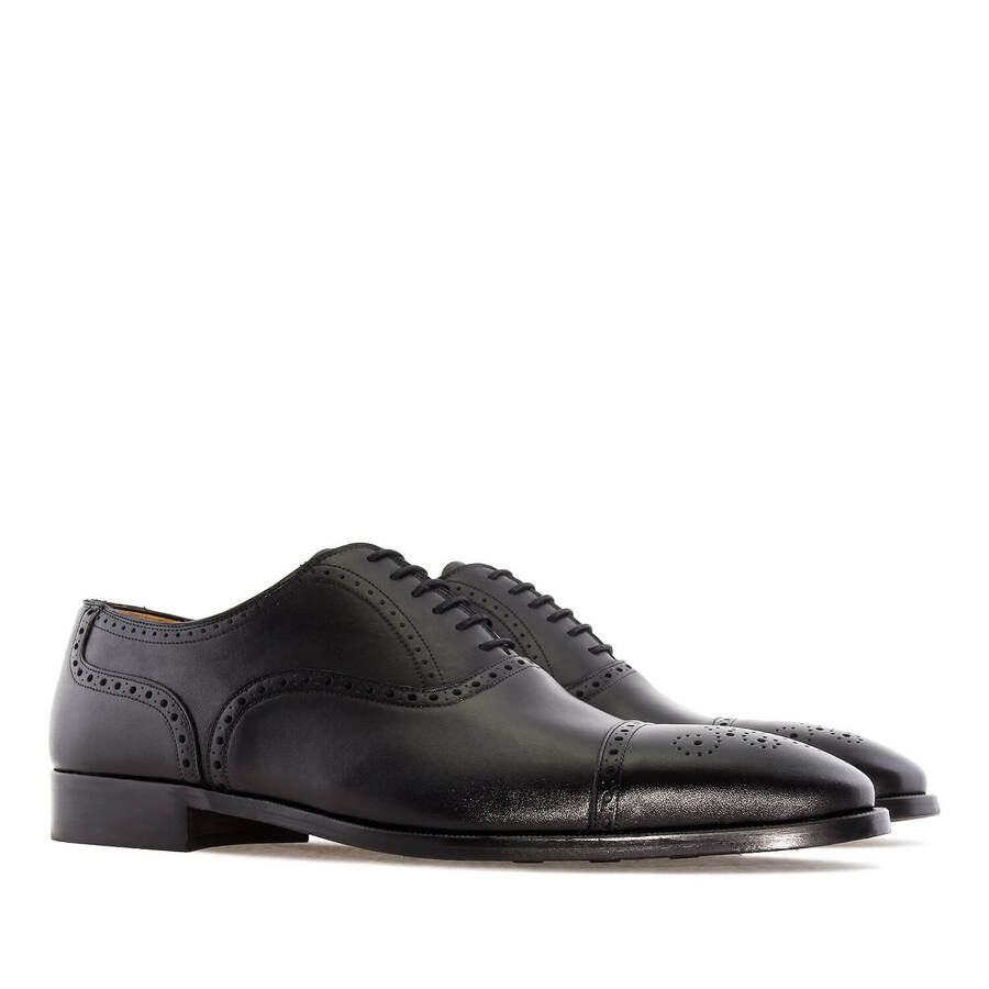 Oxford Shoes in Black Leather 