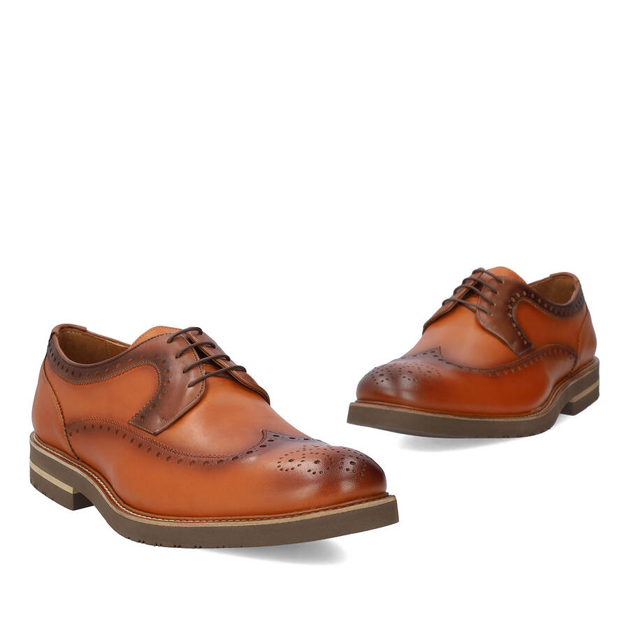 Oxford Shoes in Leather coloured Leather 