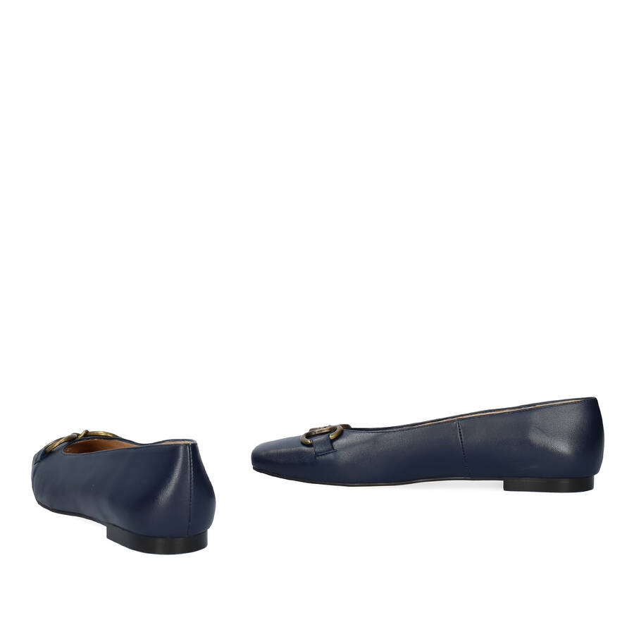 Square toe ballerina flats in navy leather 