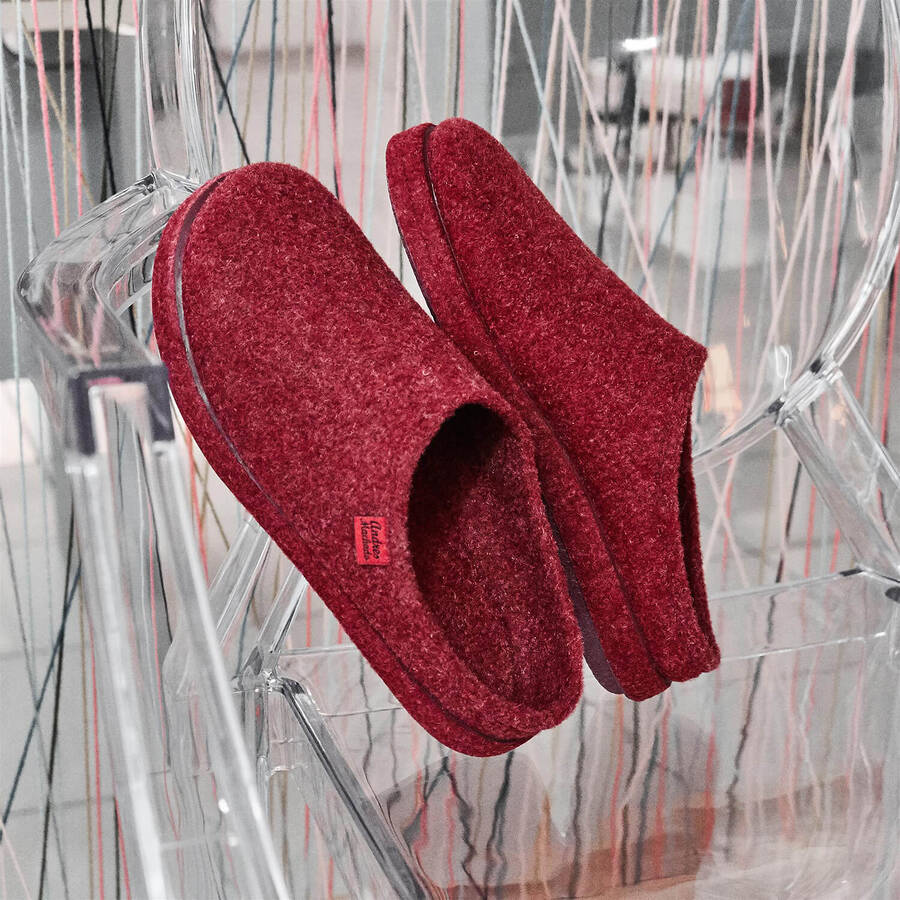 Very comfortable Burgundy Felt Slippers with footbed 