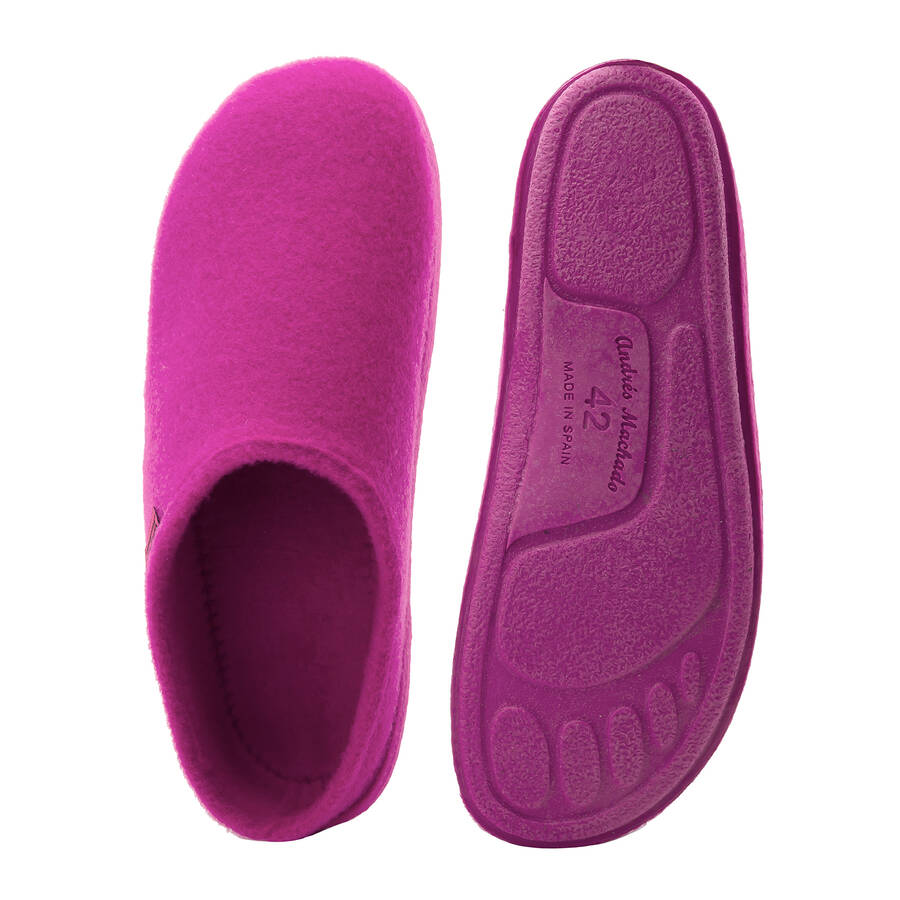 Very comfortable Fuchsia Felt Slippers with footbed 