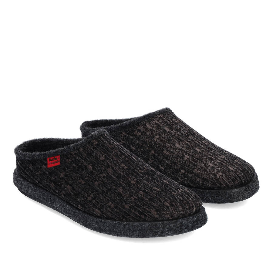 Very comfortable Grey Corduroy Slippers with footbed 