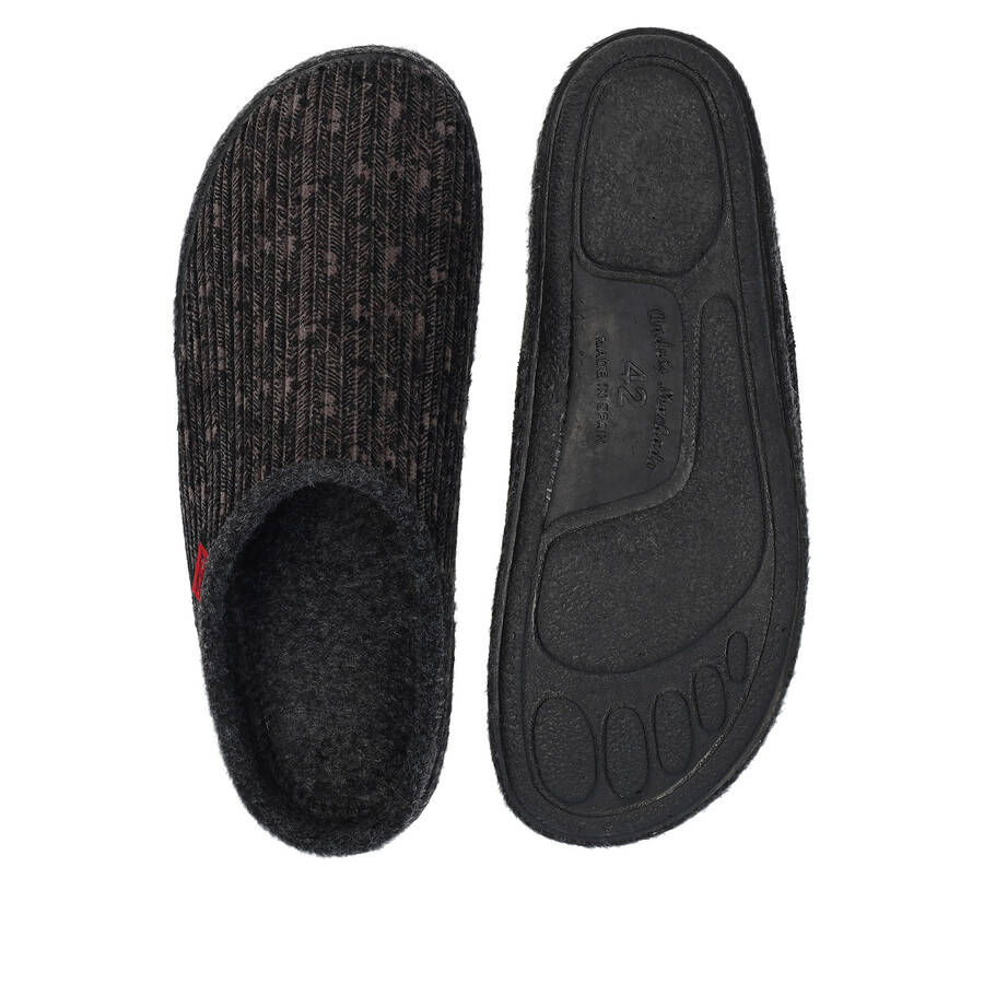 Very comfortable Grey Corduroy Slippers with footbed 