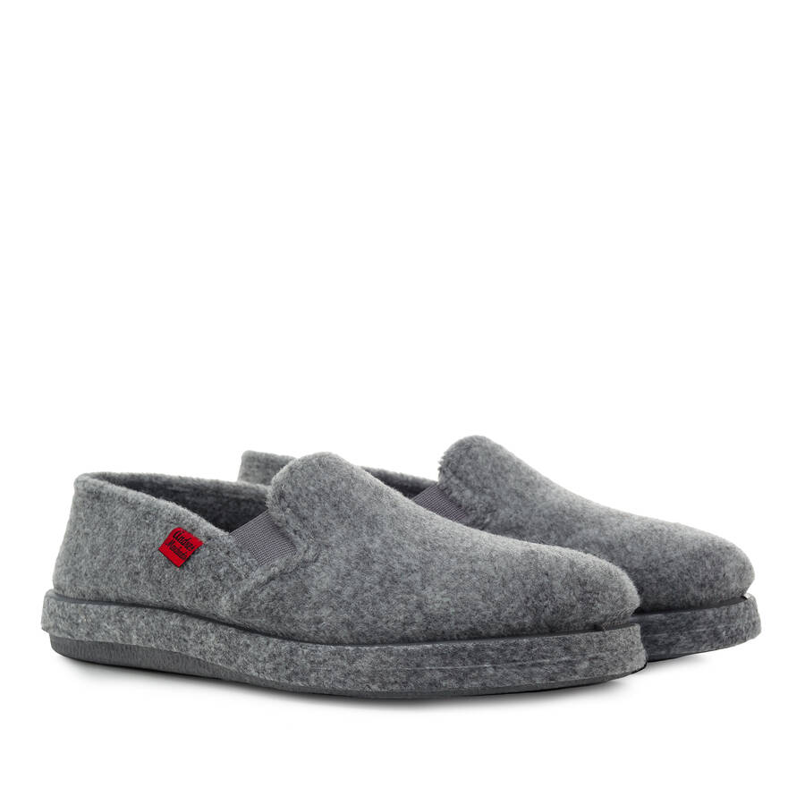 Grey Alpine Felt Closed-Back Slippers 