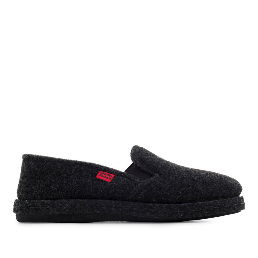 Black Alpine Felt Closed-Back Slippers 