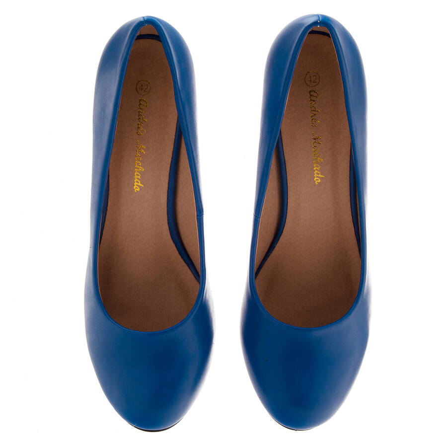 Retro Pumps in Deep Blue faux Soft-Leather 