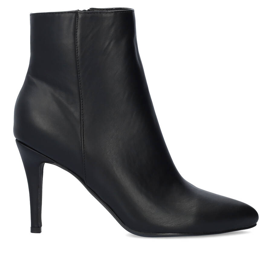 High-heeled booties in black faux leather 