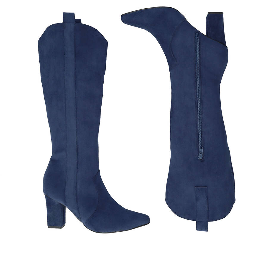 Heeled high boots in dark blue faux suede. 