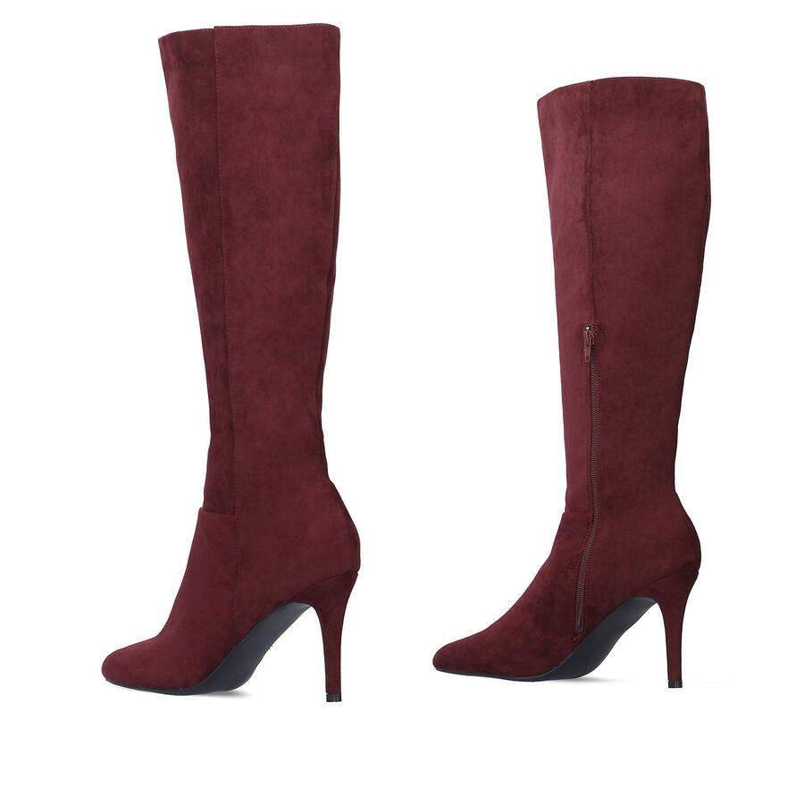 High-Calf boots in burgundy faux suede 