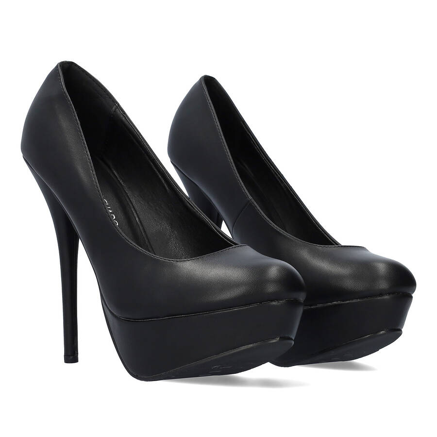 Schwarze Lederimitat High heels. 14 cm Absatz 