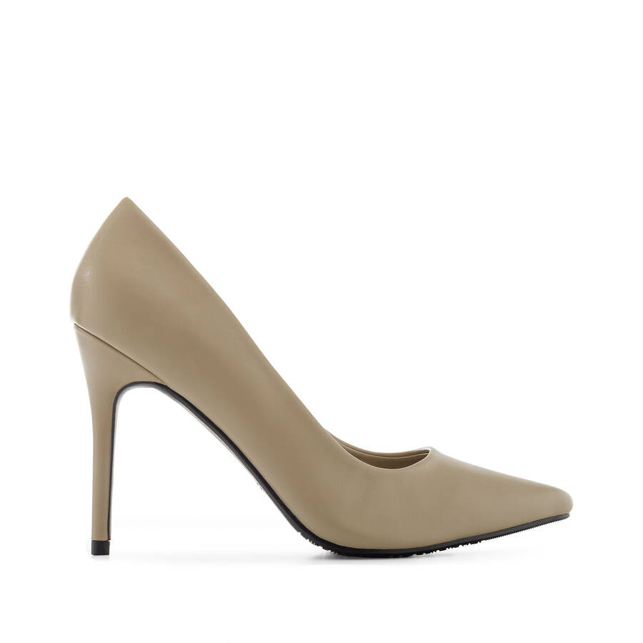 Stilettos in Beige faux Leather 