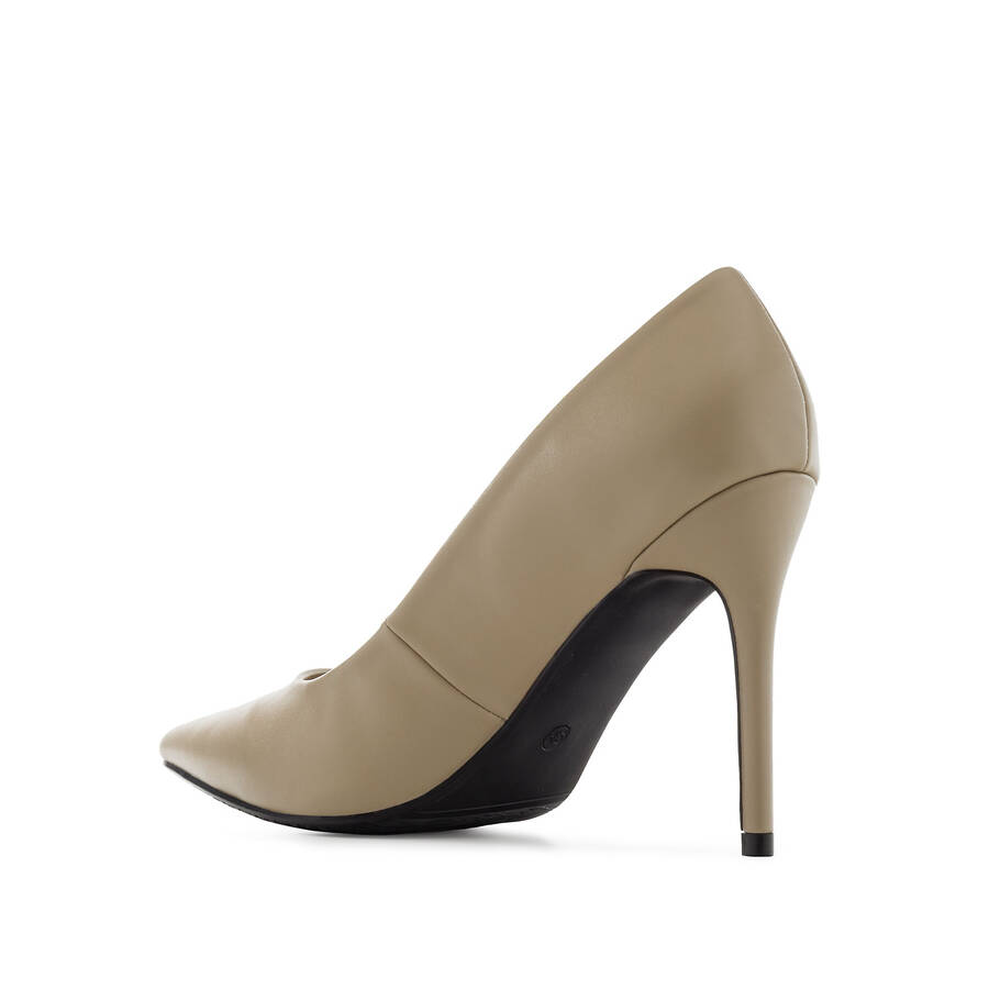 Stilettos in Beige faux Leather 