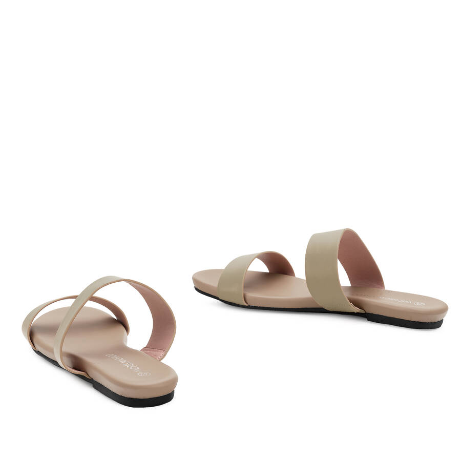 Cream Colored Flat Sandals 