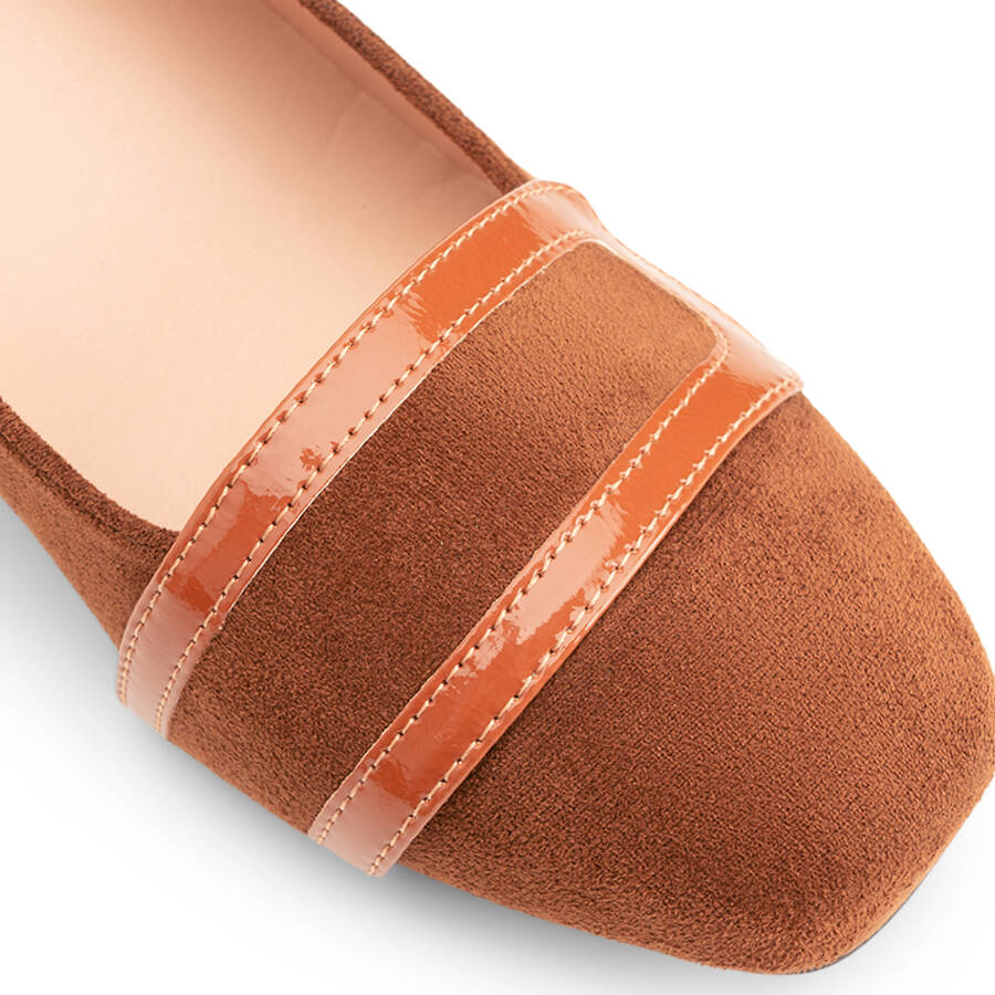 Chaussures talon en suédine camel 