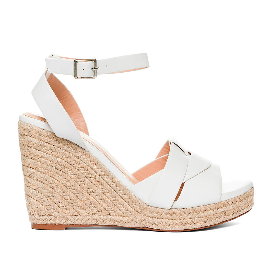 White faux leather espadrilles with jute wedge 