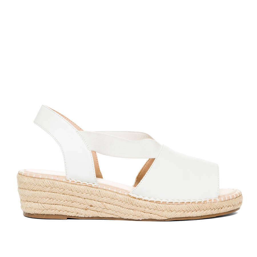 White faux leather sandals with jute wedge 