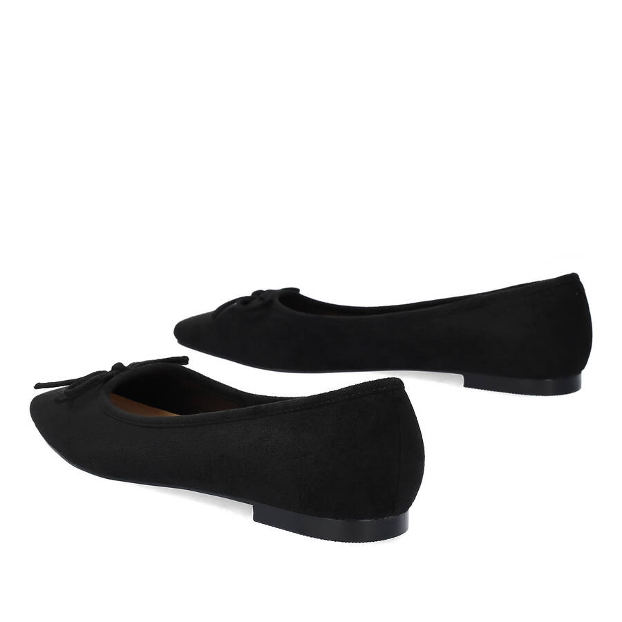 Flat ballerinas in black faux suede 