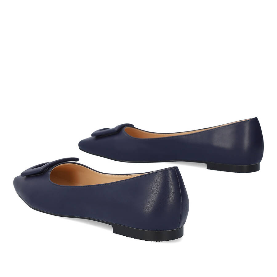 Flat ballerinas in navy faux leather 