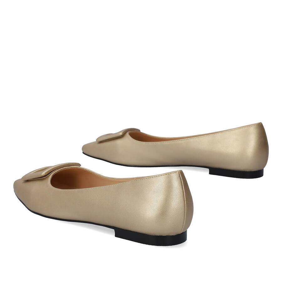 Flat ballerinas in gold faux leather 