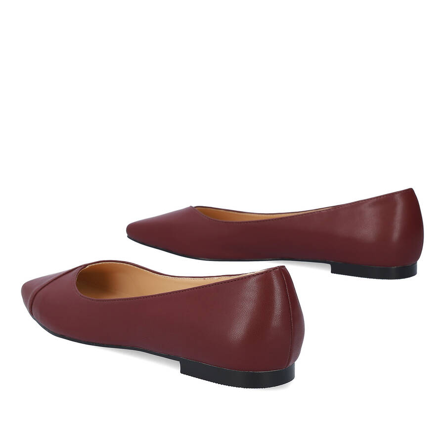 Burgundy faux leather ballerina 