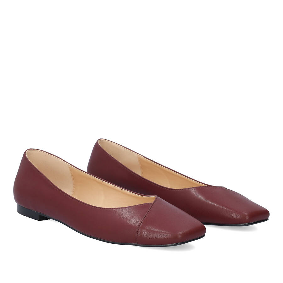 Burgundy faux leather ballerina 