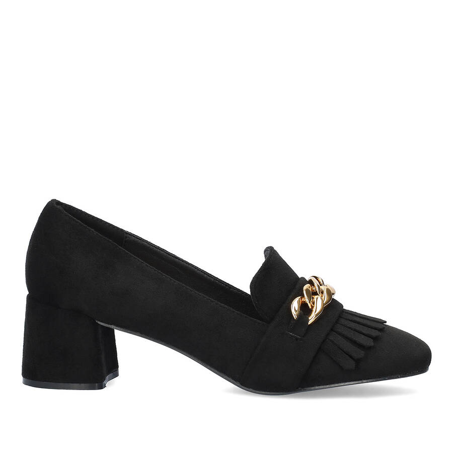 Heeled moccasin in black coloured faux suede 