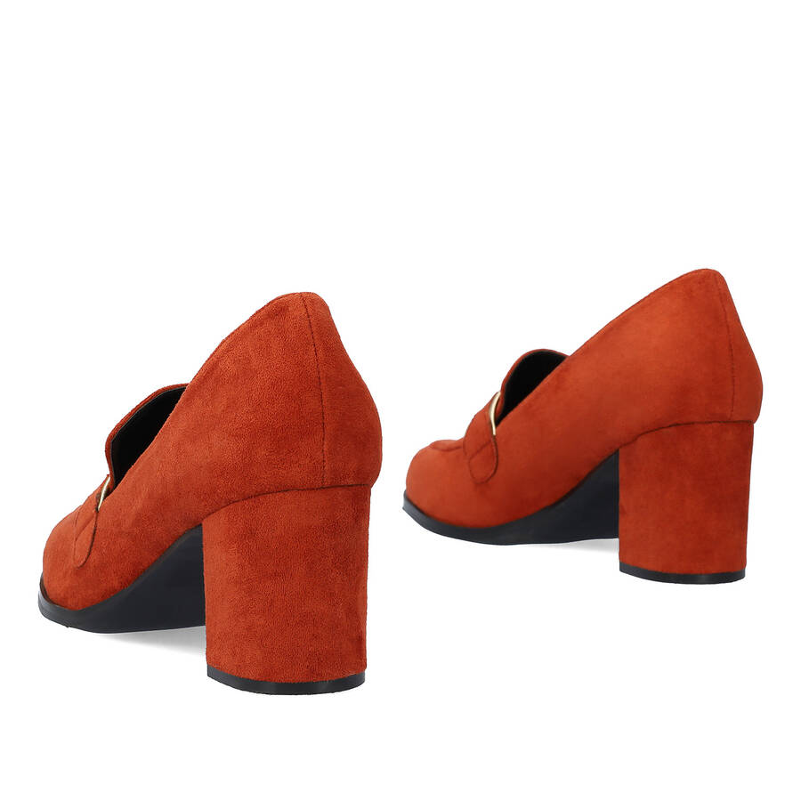 Heeled moccasins in tile-colored faux suede 